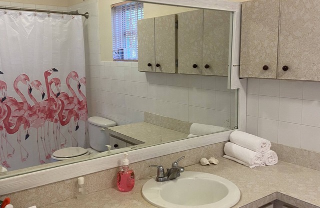 3 Bedroom, 2 bathroom family home in quiet residential area.