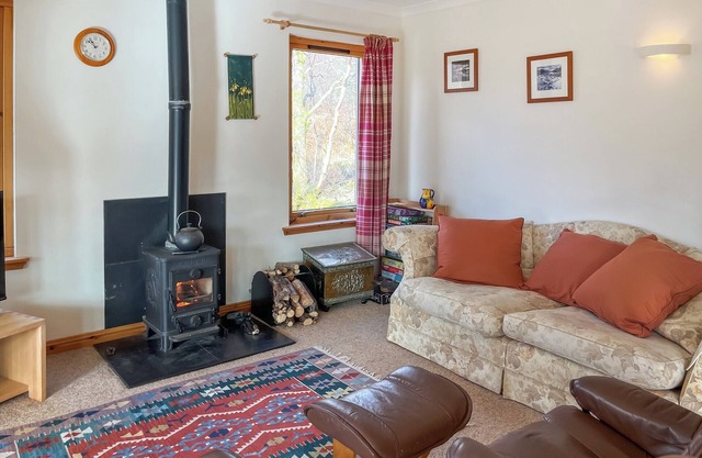 3 bedroom accommodation in North Ballachulish
