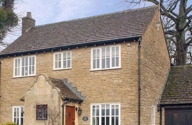 3 bedroom accommodation in Upton St. Leonards