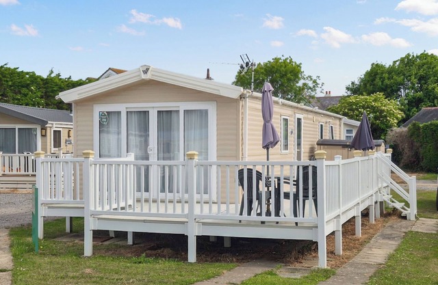 3 bedroom accommodation in Hayling Island