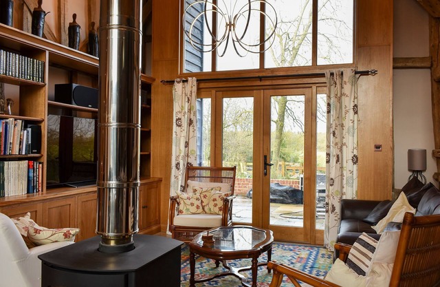 3 bedroom accommodation in Ashdon, near Saffron Walden