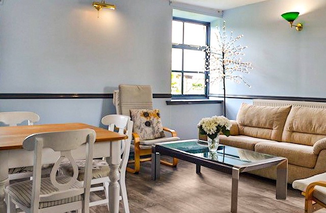 3 bedroom accommodation in Blairgowrie