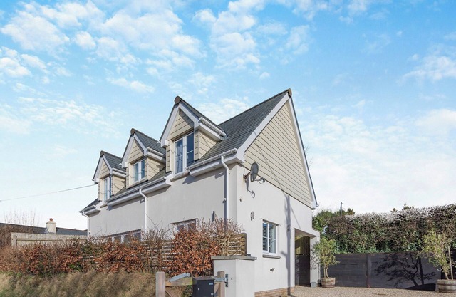 3 bedroom accommodation in Illfracombe