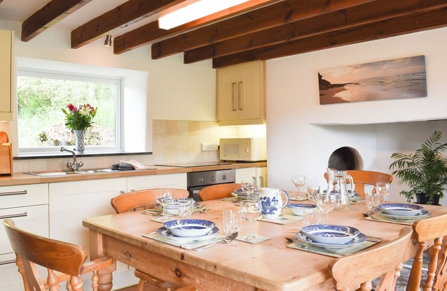 3 bedroom accommodation in Lostwithiel
