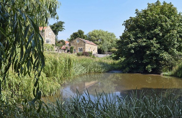 3 bedroom accommodation in Scalby, near Scarborough