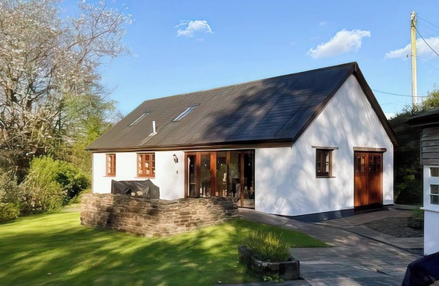 3 bedroom accommodation in Chulmleigh