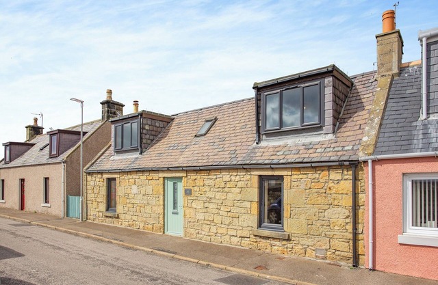 3 bedroom accommodation in Burghead