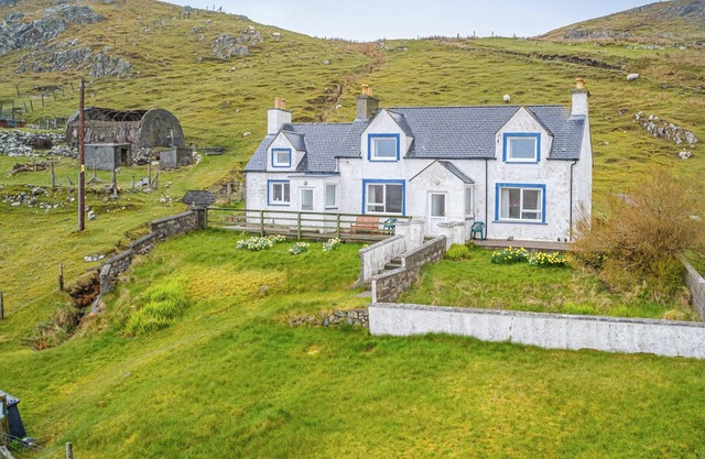3 bedroom accommodation in Lemreway