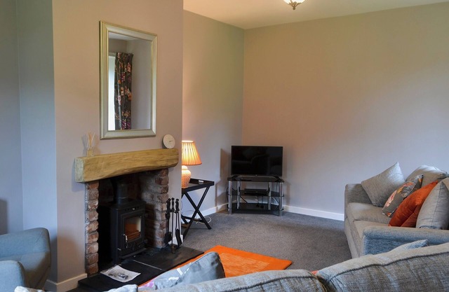 3 bedroom accommodation in Johnston Bridge, near Lockerbie