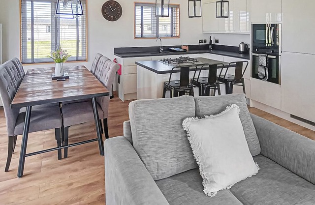 3 bedroom accommodation in Newbury