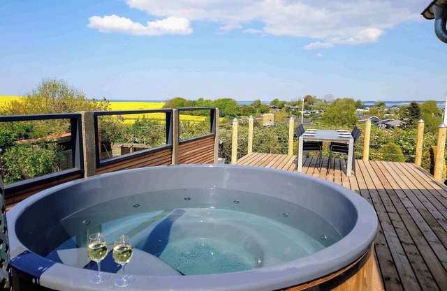 3 bedroom accommodation in Roslev