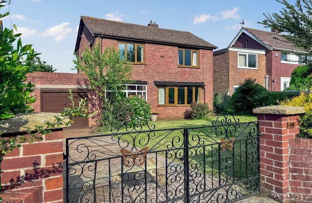 3 bedroom accommodation in Cowes