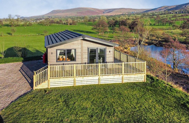 3 bedroom accommodation in Barrow, near Clitheroe