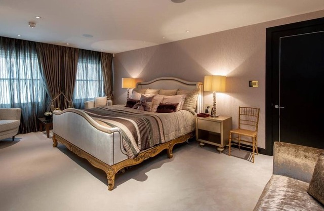 3 bedroom accommodation in London