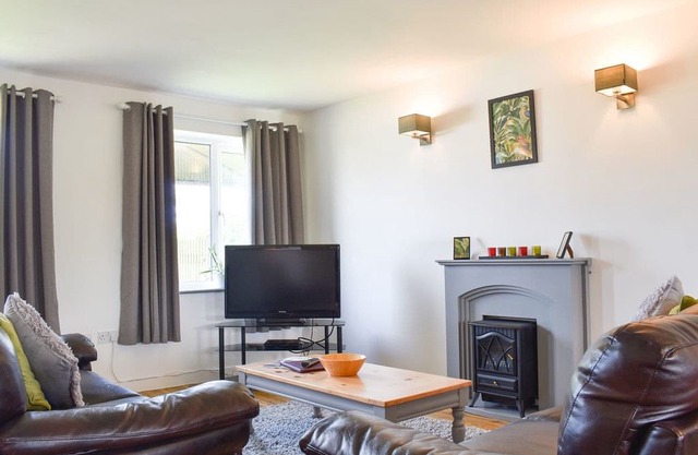 3 bedroom accommodation in St Margaret’s at Cliffe, near Dover