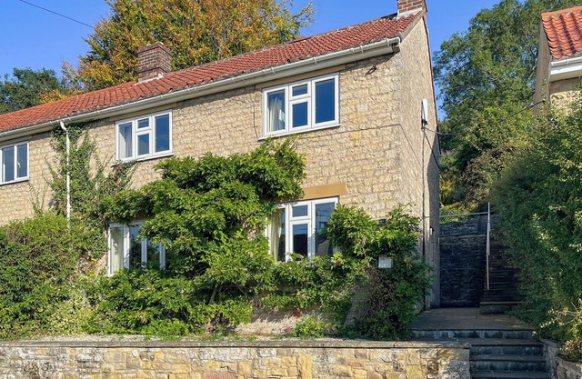 3 bedroom accommodation in Ampleforth, near Helmsley