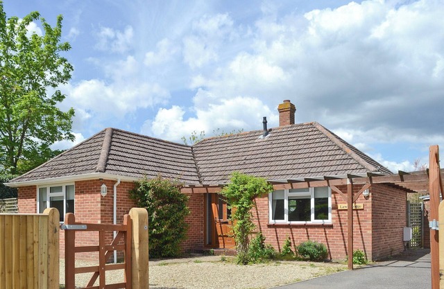 3 bedroom accommodation in Brockenhurst, near Lyndhurst