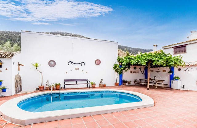 3 bedroom amazing home in Rute