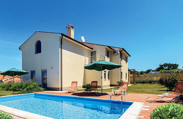 3 bedroom amazing home in Pula