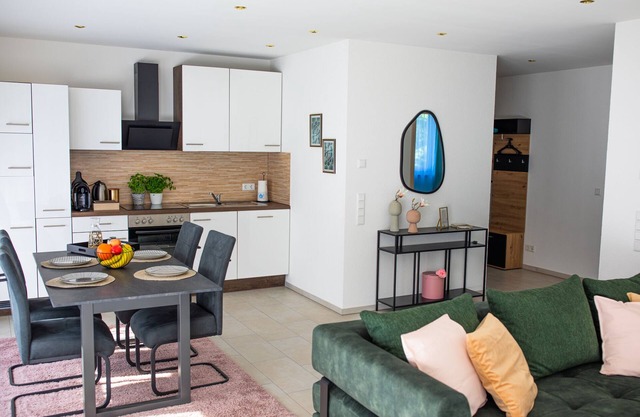 3-bedroom apartment, new building, 88 sqm, parking, elevator