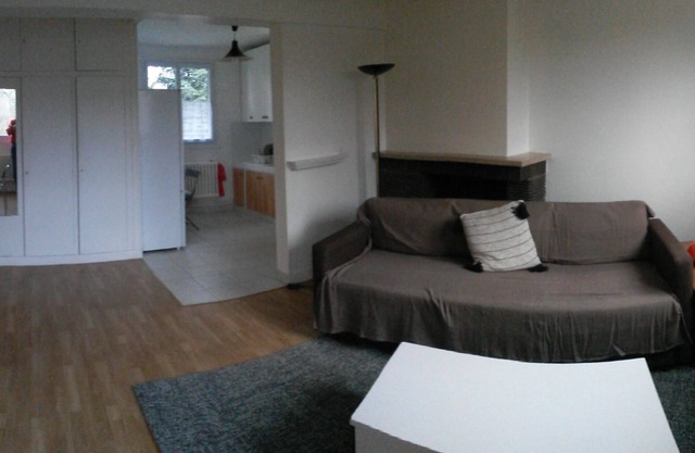 3 Bedroom Apartment in Orsay