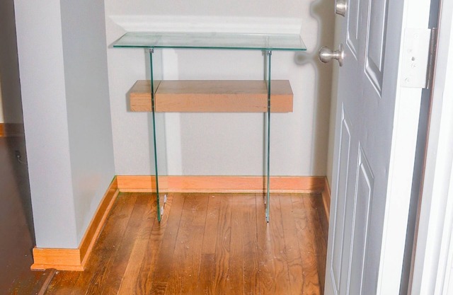 3-bedroom apartment in Chicago Medical District, 5 mins from United Center