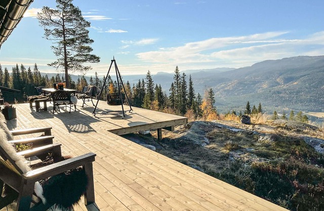 3 bedroom awesome home in Eggedal