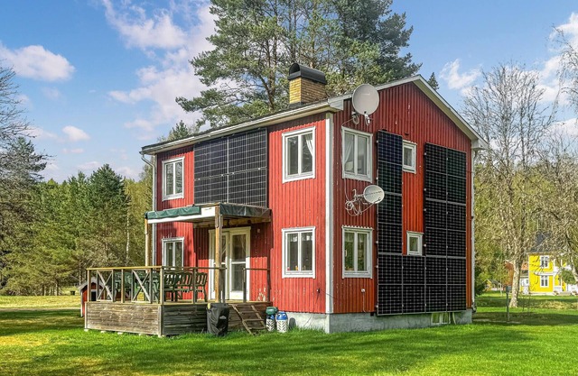 3 bedroom awesome home in Stöllet