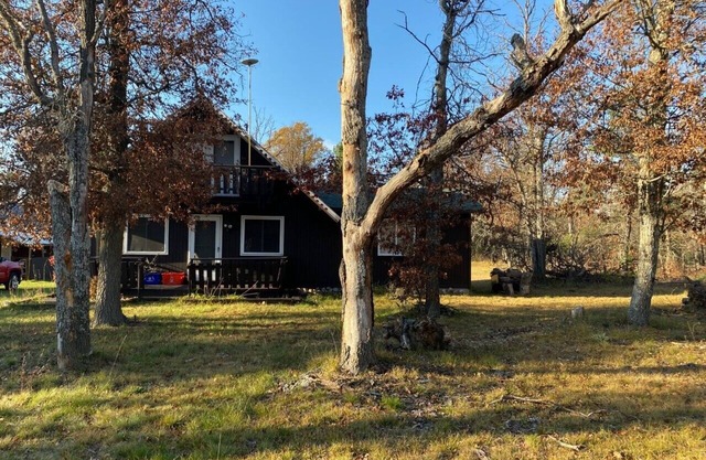 3-bedroom cabin just 14 minutes to Au Sable River