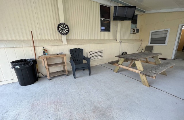 3-Bedroom Camp IN Falgout Canal Marina, Theriot LA