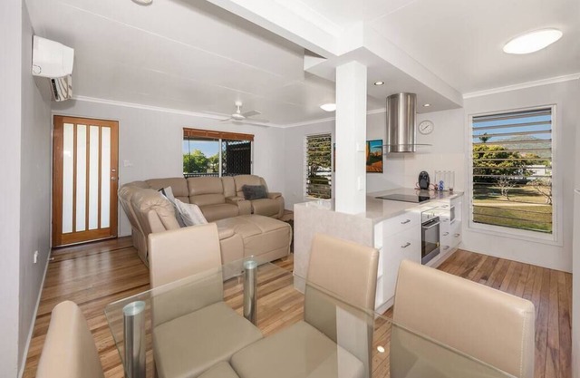 3 bedroom close to airport
