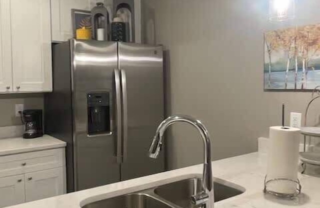 3 Bedroom Condo with a King bed in Bettendorf