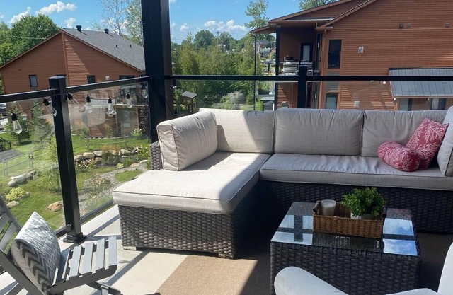 3 bedroom Condo with view on mount Bromont