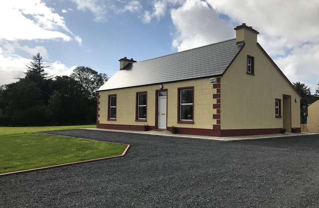 3 bedroom cottage near Kilrush & Doonbeg