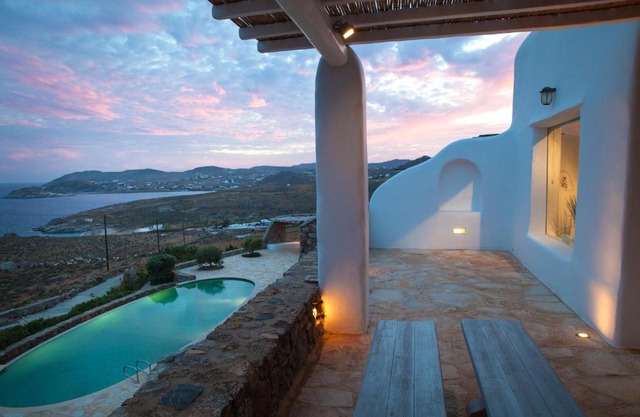 3 Bedroom Cycladic Villa Lia