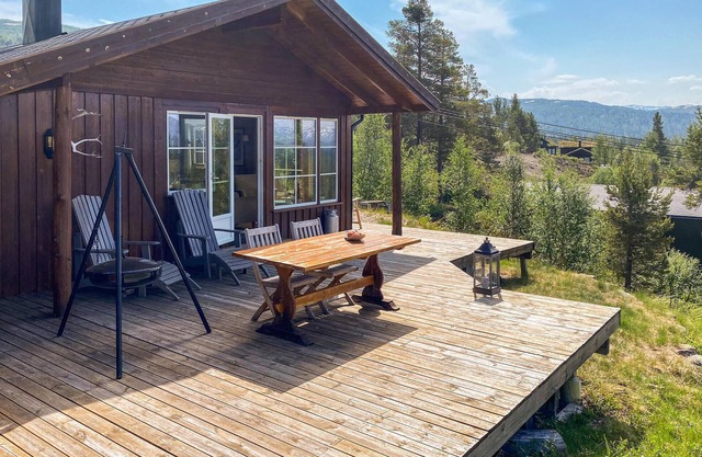 3 bedroom gorgeous home in Bykle