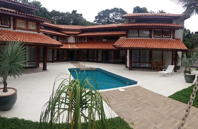 3 BEDROOM HOUSE - ANGRA - FRADE -