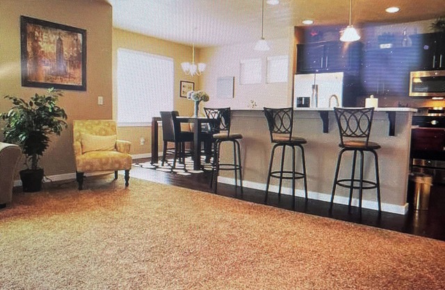 3-bedroom house in peaceful Eugene with AC easy travel to University of Oregon