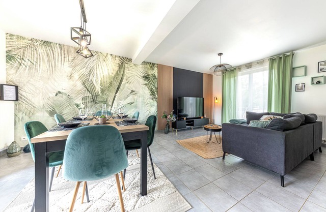 3-bedroom house, sleeps 6