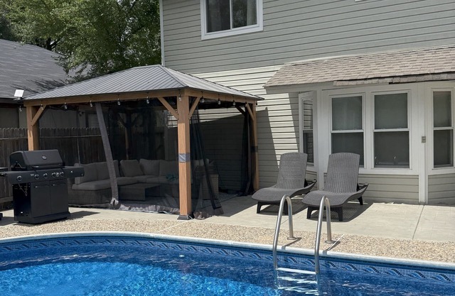3-bedroom house with a pool in beautiful San Antonio