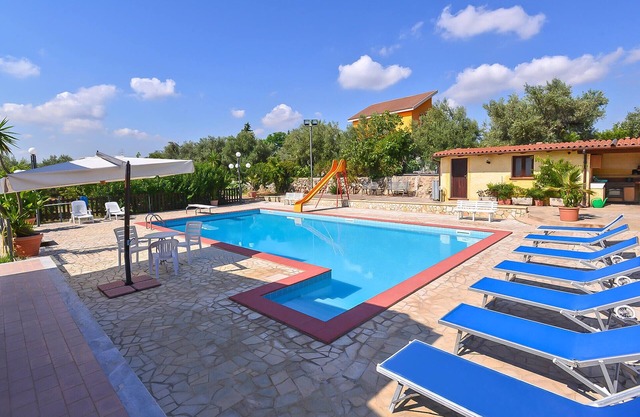 3 bedroom pet friendly home in Solarino