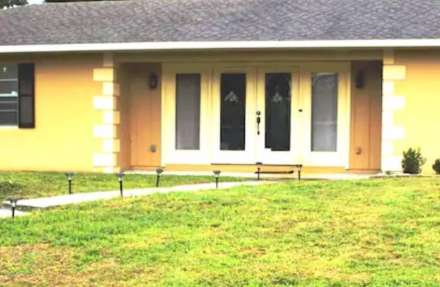 3 bedroom pool home w/AC Game Room. Pet friendly!