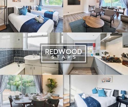 3 BEDROOM SERVICED HOUSE WITH FREE PARKING FOR 2 CARS, FREE WiFi, PERFECT FOR BUSINESS STAYS, FAMILIES, RELOCATIONS, EXTENDED STAYS, AND EMERGENCY ACCOMMODATION by REDWOOD STAYS