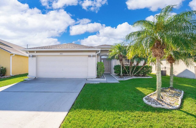 3 Bedroom SF Pool Home-WiFi, Games Room, ROKU