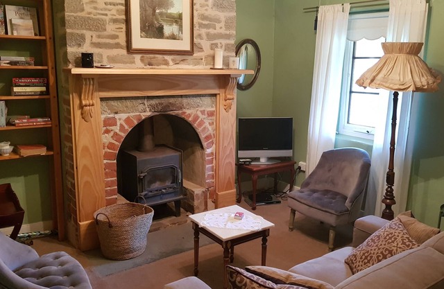 3 bedroom stone cottage in the beautiful Clare Valley