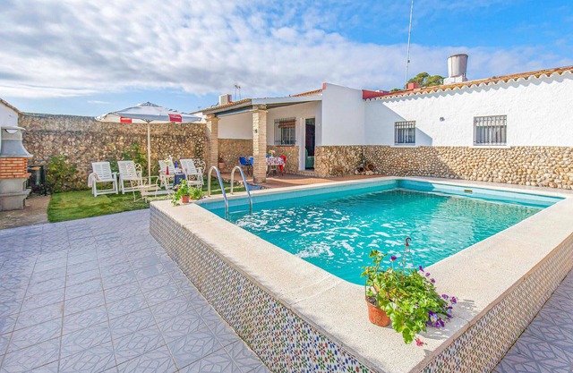 3 bedroom stunning home in Peñaflor