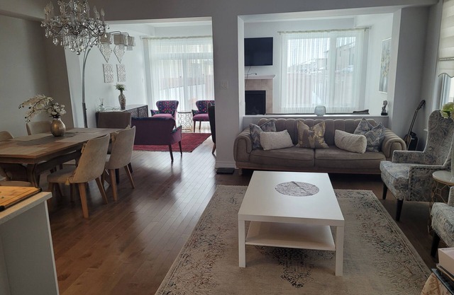 3-bedroom townhome in charming Ottawa with WiFi, AC. Start your vacation now