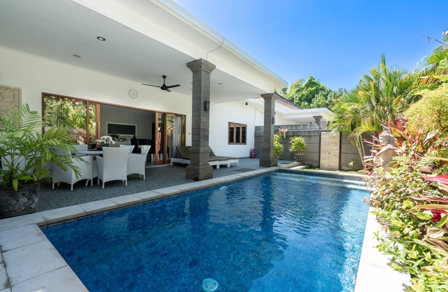 3 Bedroom Villa 7 Minutes to Legian Beach