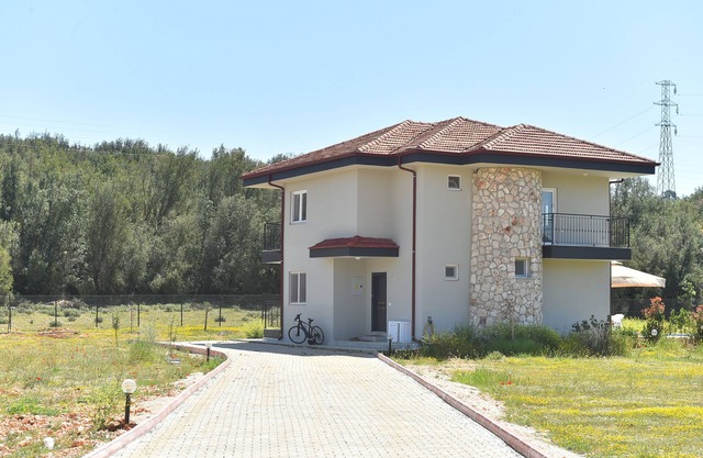 3 bedroom villa with private pool in an oasis
