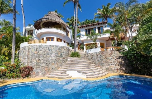 3 bedroom with private pool, pet-friendly villa in San Pancho